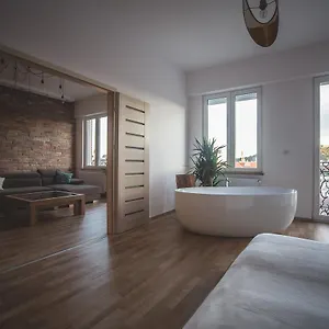 The Grand View Apartment